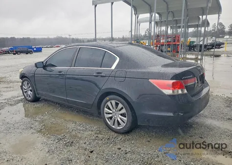 2011 Honda Accord Exl z USA, uszkodzony, nr VIN 1HGCP2F82BA038135